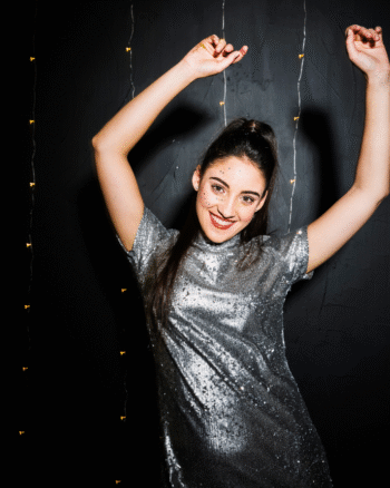 Short-sleeve silver sequin party dress